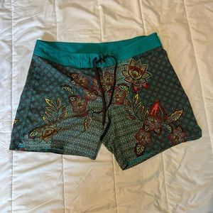 Prana Makenna Board/Swim Shorts -  XL
